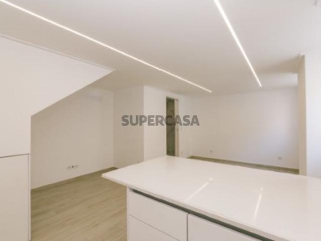 Armazém venda em Oeiras, Núcleo Urbano Histórico de Oeiras