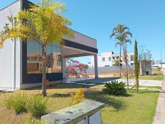 Casa venda em Região Geográfica Imediata de Luziânia, Região Integrada de Desenvolvimento do Distrito Federal e Entorno