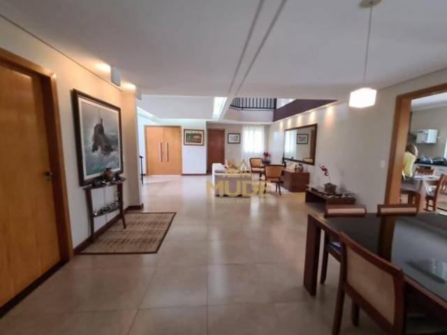 Casa venda em Lago Norte, Região Geográfica Intermediária do Distrito Federal
