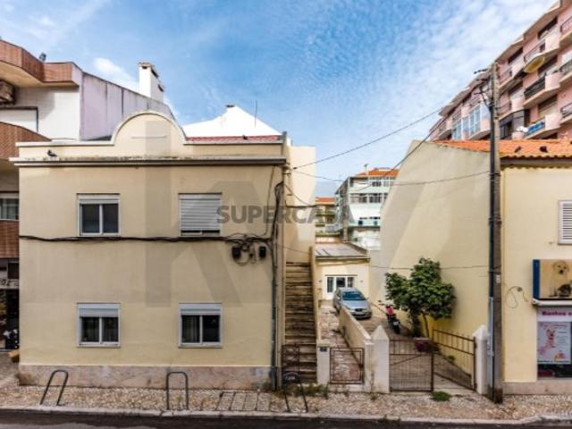 Prédio venda em Cova da Piedade, Almada
