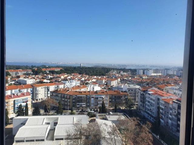 Casa venda em Quinta do Americano, Almada