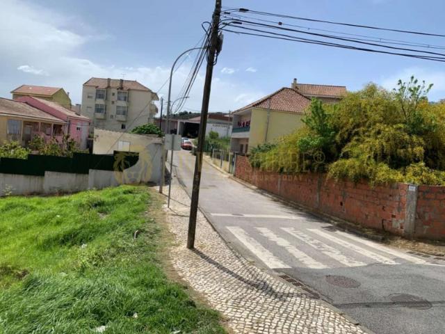 Terreno venda em Urbanização Serra das Brancas, Amadora