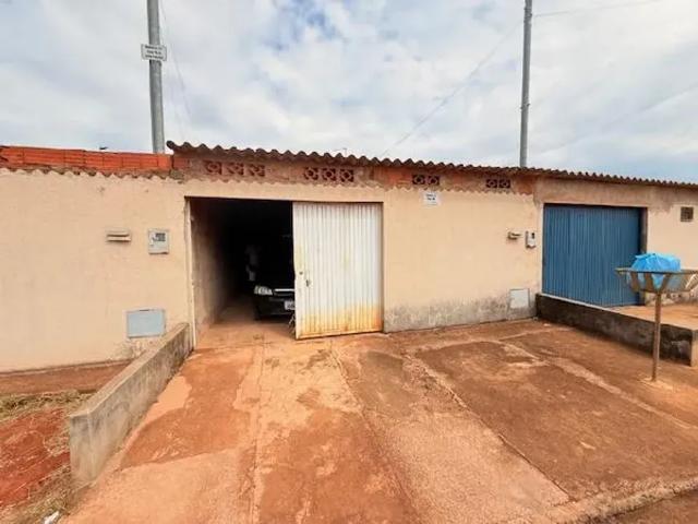 Casa venda em Região Geográfica Imediata de Águas Lindas de Goiás, Região Integrada de Desenvolvimento do Distrito Federal e Entorno