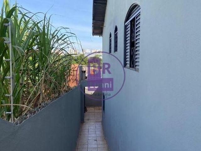 Casa venda em Região Geográfica Imediata de Londrina, Londrina
