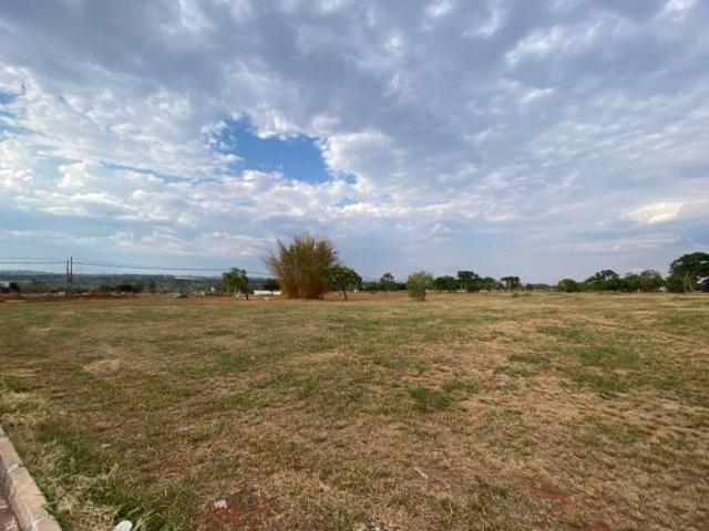Terreno venda em Park Way Quadra 08, Park Way