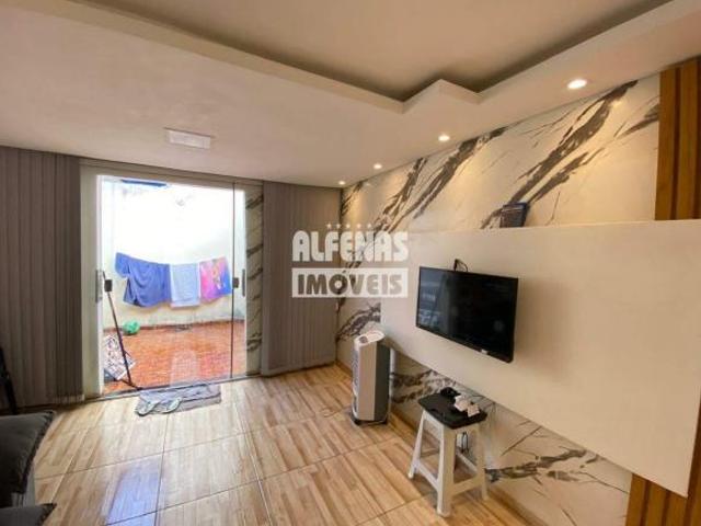 Casa venda em Vargem das Flores, Contagem