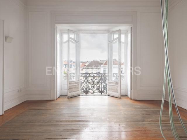 Apartamento venda em Santo António, Lisboa