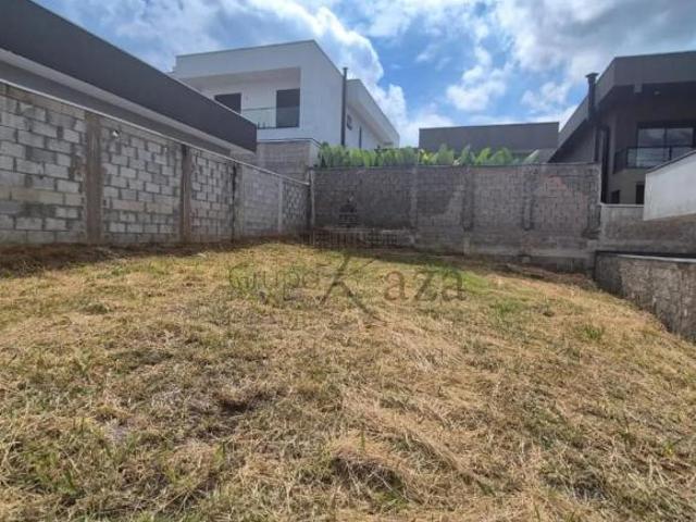 Terreno venda em Região Imediata de São José dos Campos, Região Metropolitana do Vale do Paraíba e Litoral Norte