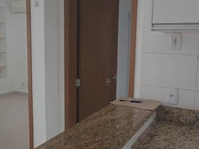 Apartamento venda em Região Geográfica Imediata do Distrito Federal, Região Integrada de Desenvolvimento do Distrito Federal e Entorno