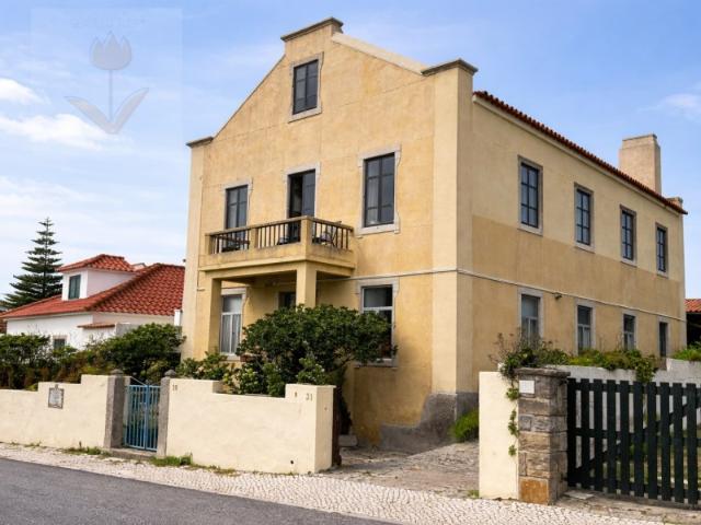 Casa venda em Praia das Maçãs, Sintra