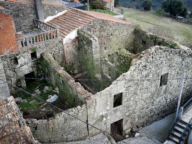 Casa venda em Guarda, Algodres