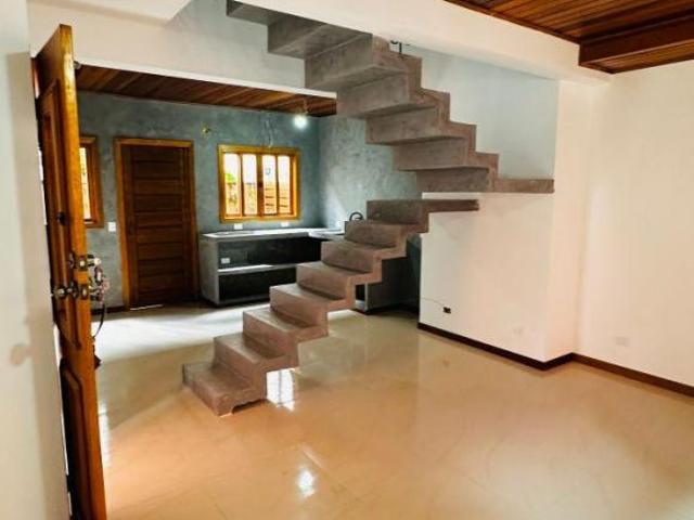 Casa venda em Região Imediata de Caraguatatuba-Ubatuba-São Sebastião, Região Metropolitana do Vale do Paraíba e Litoral Norte