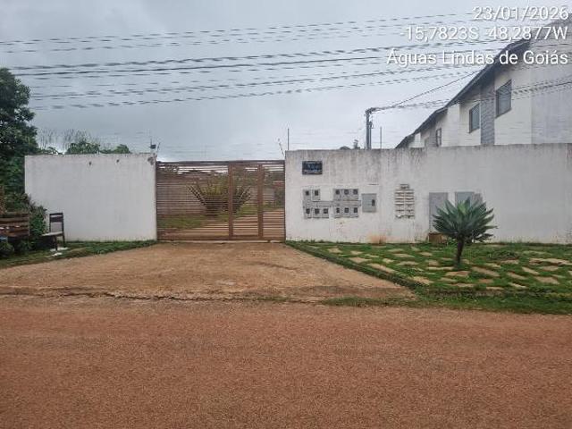 Sobrado venda em Região Geográfica Imediata de Águas Lindas de Goiás, Região Integrada de Desenvolvimento do Distrito Federal e Entorno