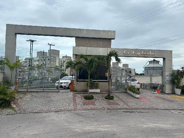 Apartamento venda em Região Geográfica Imediata de Fortaleza, Eusébio