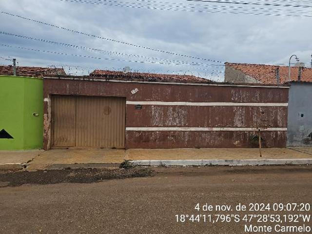 Casa venda em Região Geográfica Imediata de Monte Carmelo, Monte Carmelo