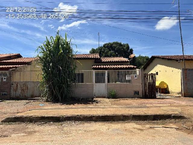Casa venda em Região Geográfica Imediata de Águas Lindas de Goiás, Região Integrada de Desenvolvimento do Distrito Federal e Entorno