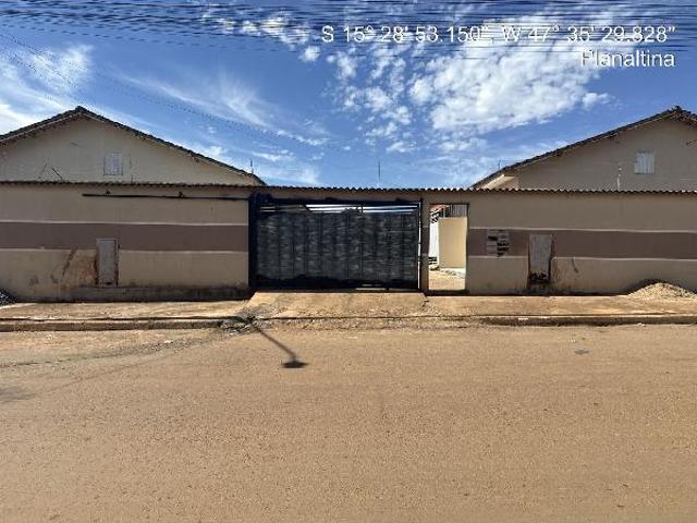 Casa venda em Região Geográfica Imediata de Águas Lindas de Goiás, Região Integrada de Desenvolvimento do Distrito Federal e Entorno