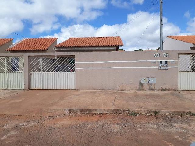 Casa venda em Região Geográfica Imediata de Águas Lindas de Goiás, Região Integrada de Desenvolvimento do Distrito Federal e Entorno