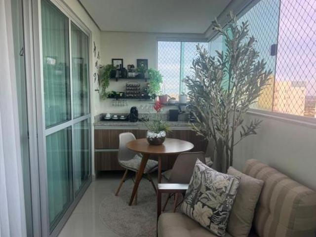 Apartamento venda em Região Geográfica Imediata do Distrito Federal, Região Integrada de Desenvolvimento do Distrito Federal e Entorno