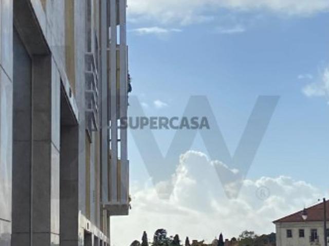 Armazém venda em Ajuda, Lisboa
