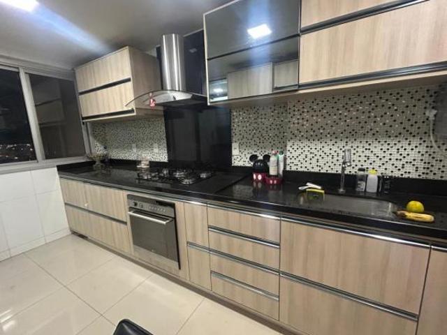 Apartamento venda em Região Geográfica Imediata do Distrito Federal, Região Integrada de Desenvolvimento do Distrito Federal e Entorno
