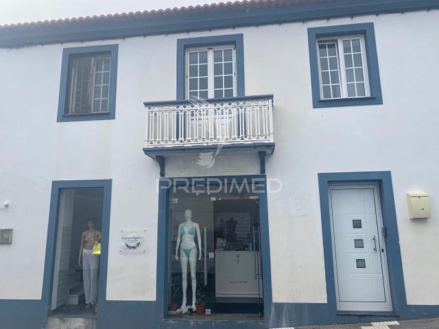 Casa venda em Açores, Velas