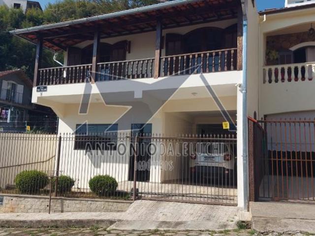 Casa venda em Região Geográfica Imediata de São Lourenço, São Lourenço