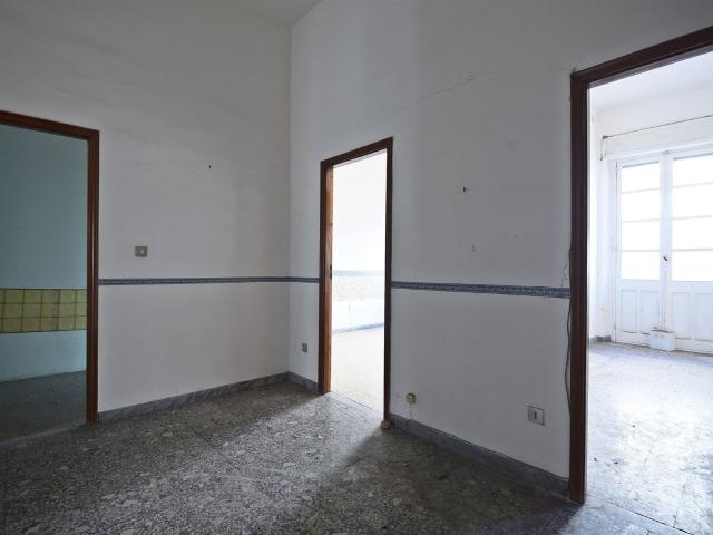 Casa in vendita a Bonaria, Cagliari