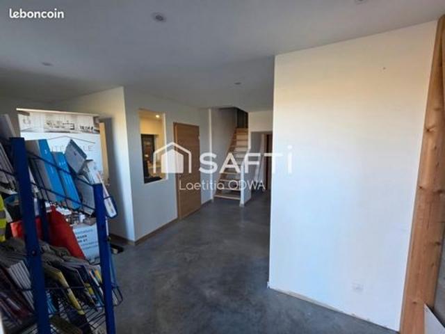 Local Commercial vente à Strasbourg, Eschau