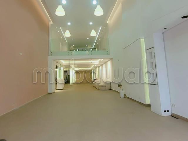 Local commercial location à Anfa, Gharb-Chrarda-Beni Hssen