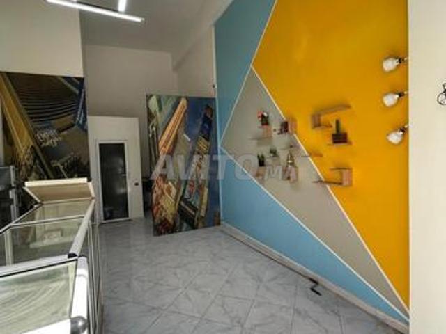 Local commercial vente à Anfa, Gharb-Chrarda-Beni Hssen