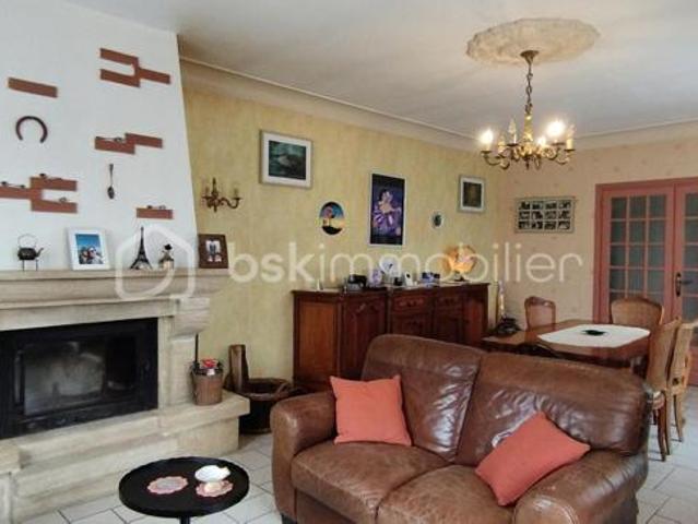 Maison vente à Marmande, Varès