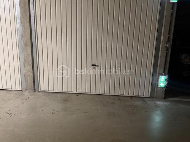 Garage vente à Corbeil-Essonnes, Essonne