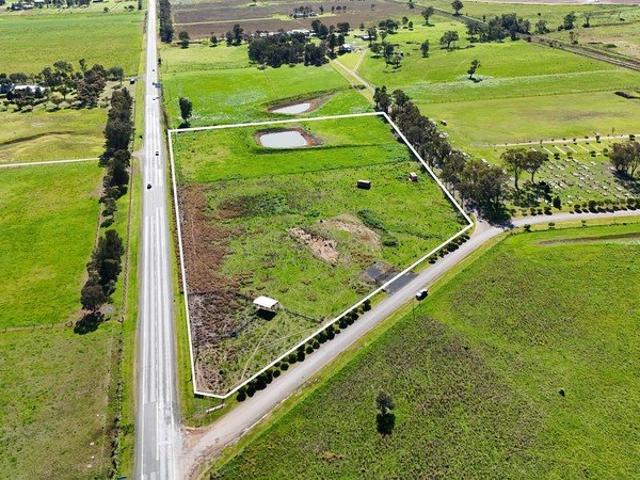 Cottage for sale in Scone, New South Wales