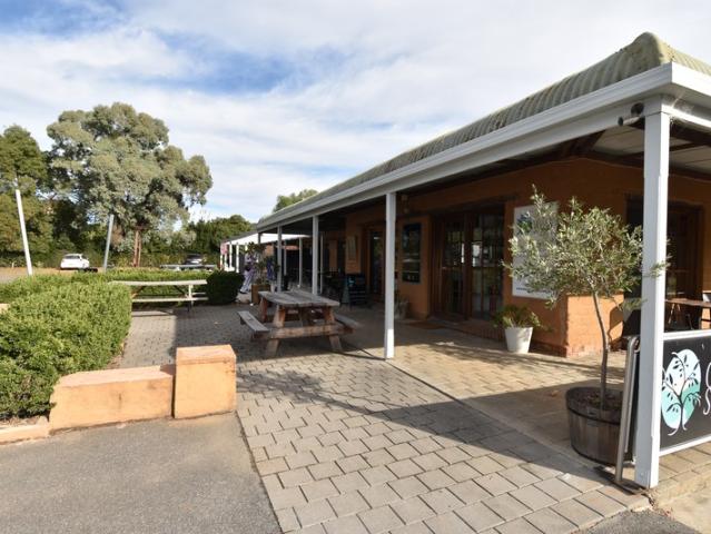 Retail for rent in Milawa, Victoria