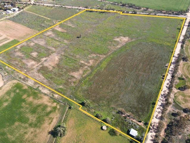 Cottage for sale in Nyah West, Victoria