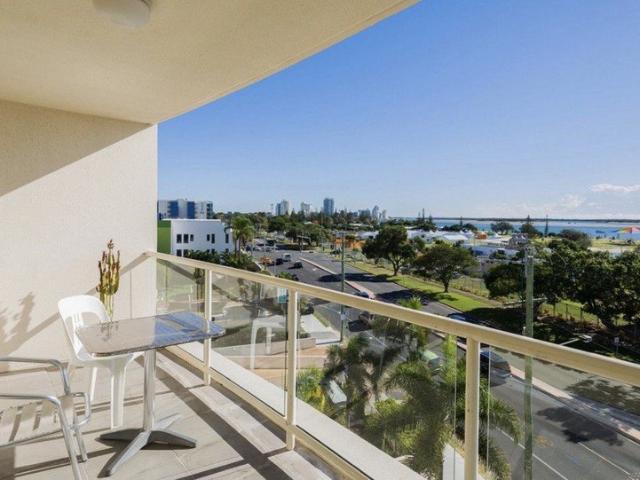 Apartment for sale in Fernbrook, Queensland