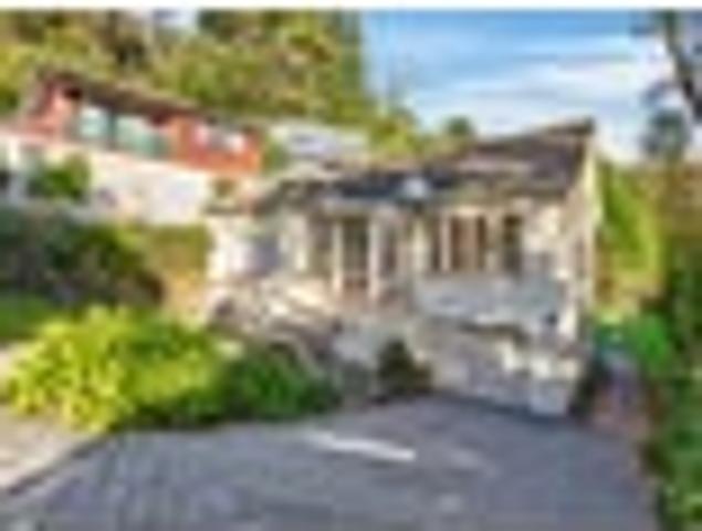 House for sale in Days Bay, Wellington