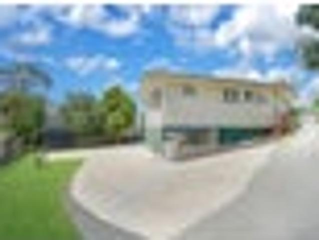 House for sale in Lynfield