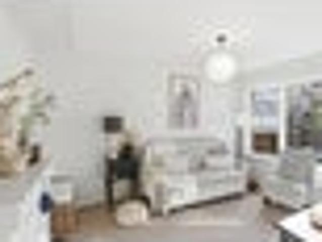 House for sale in Chaslands, Canterbury