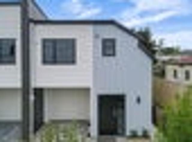 Townhouse for sale in Manurewa