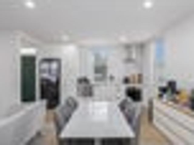 Townhouse for sale in Spreydon, Canterbury