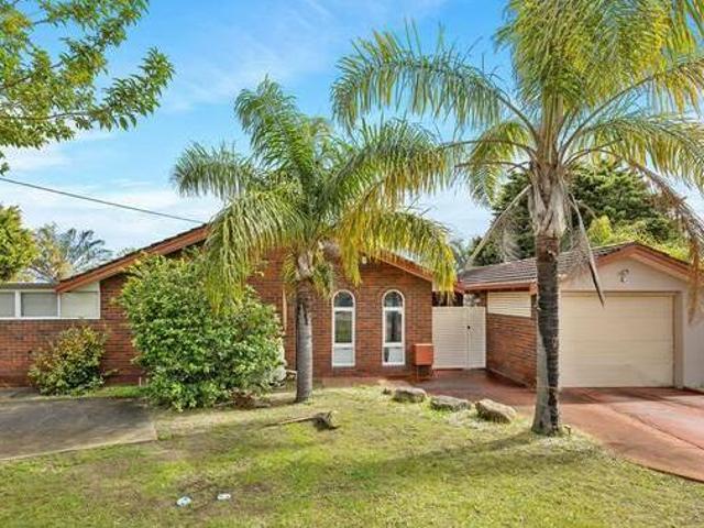 House for rent in Cockburn, Western Australia