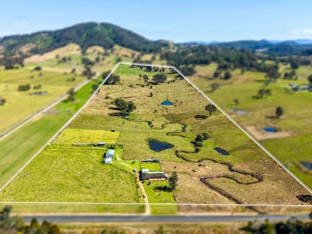 Cottage for sale in Cedar Party, New South Wales