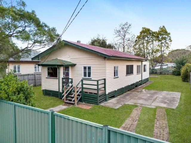 House for sale in One Mile, Greater Brisbane