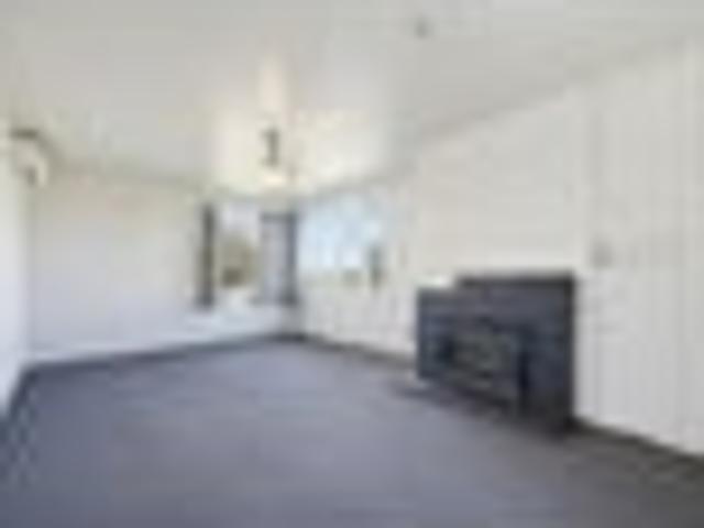 House for sale in Chaslands, Canterbury