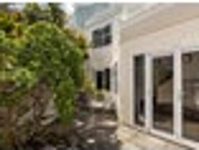Townhouse for sale in Matata, Wellington