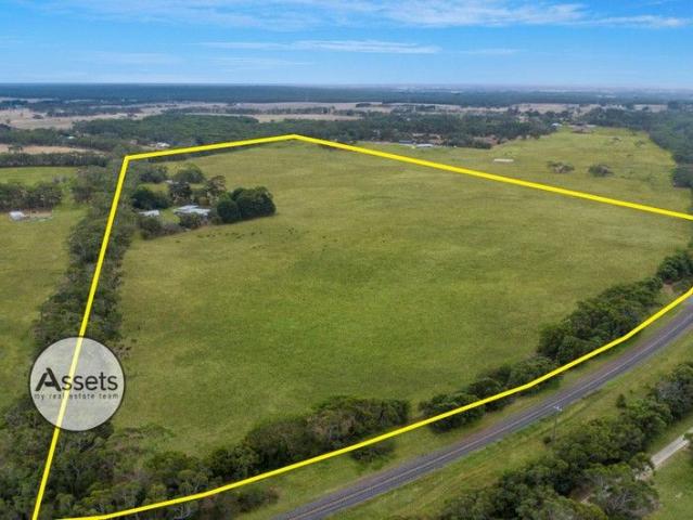 Cottage for sale in Gorae, Victoria