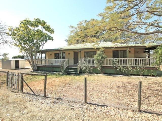 House for sale in Fernvale