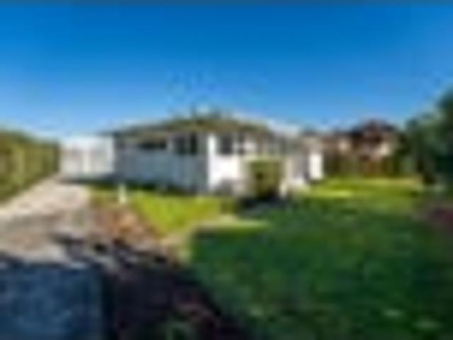 House for sale in Stoke